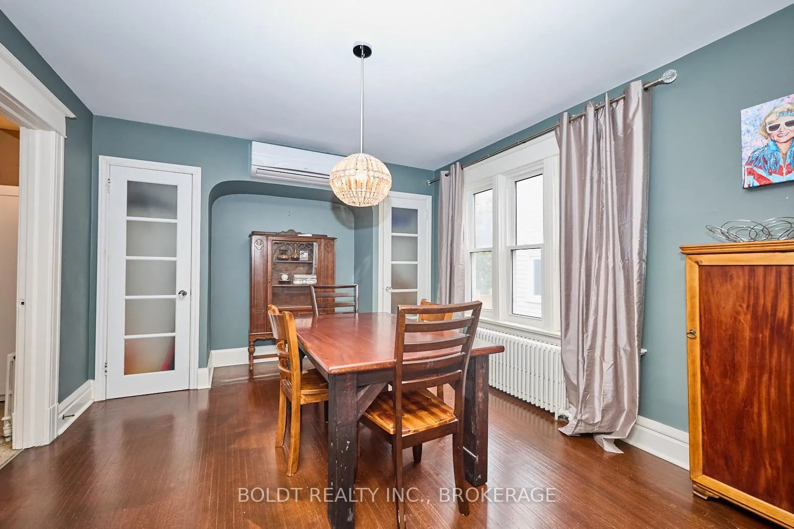 Photo 8 of 41 Thomas Street, St. Catharines, Downtown — HOMEH