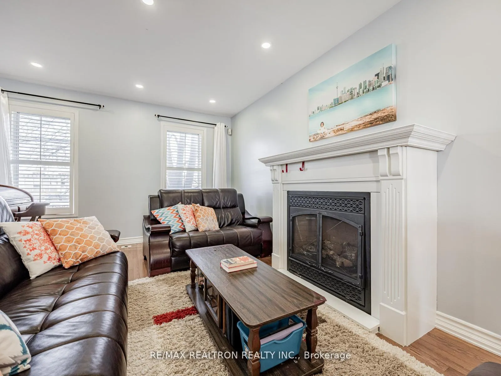 Photo 6 of 15D Overlea Boulevard, Toronto, Thorncliffe Park — HOMEH
