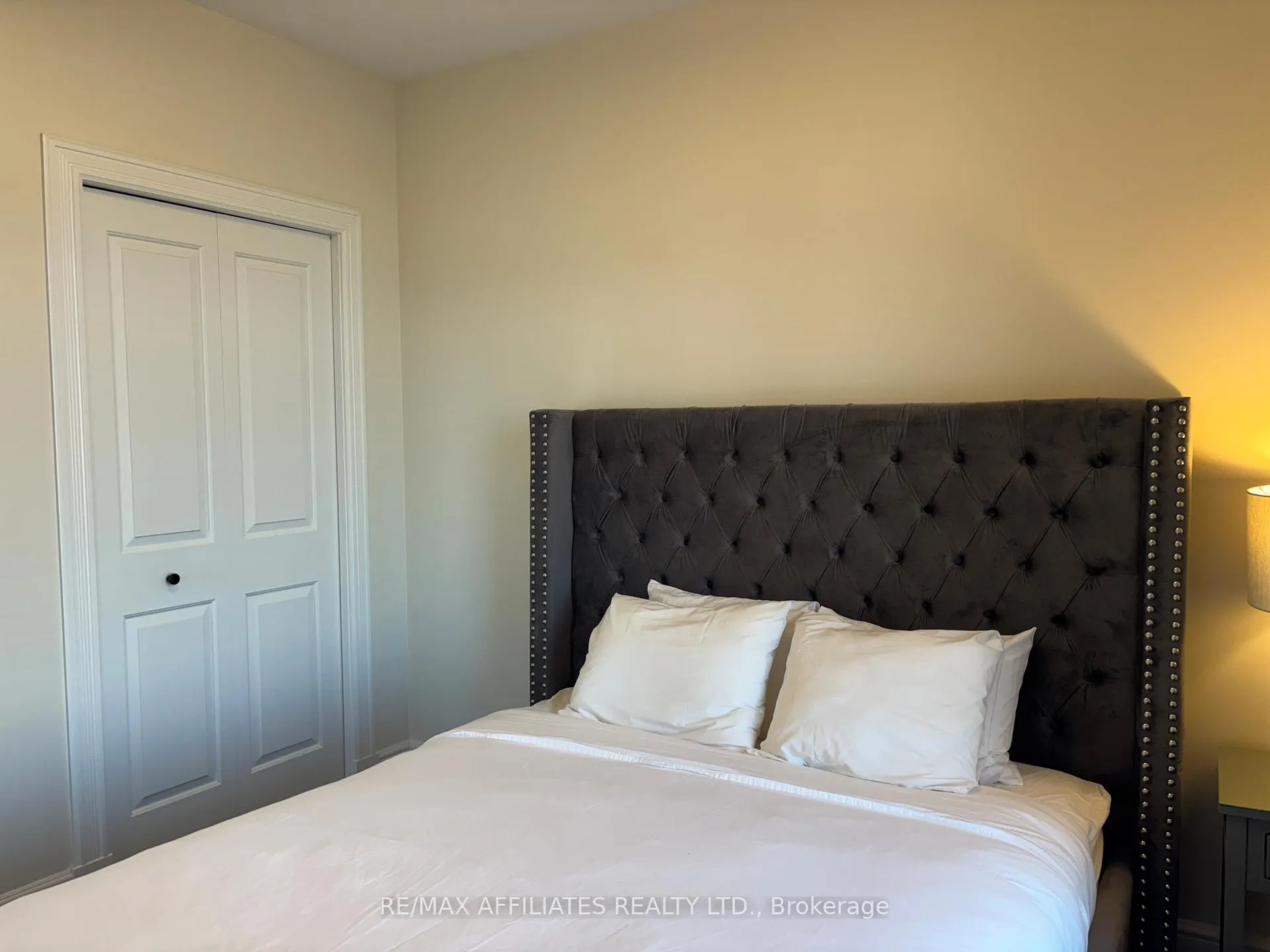 Photo 9 of Unit 201, 20 Beckwith Street, Smiths Falls — HOMEH