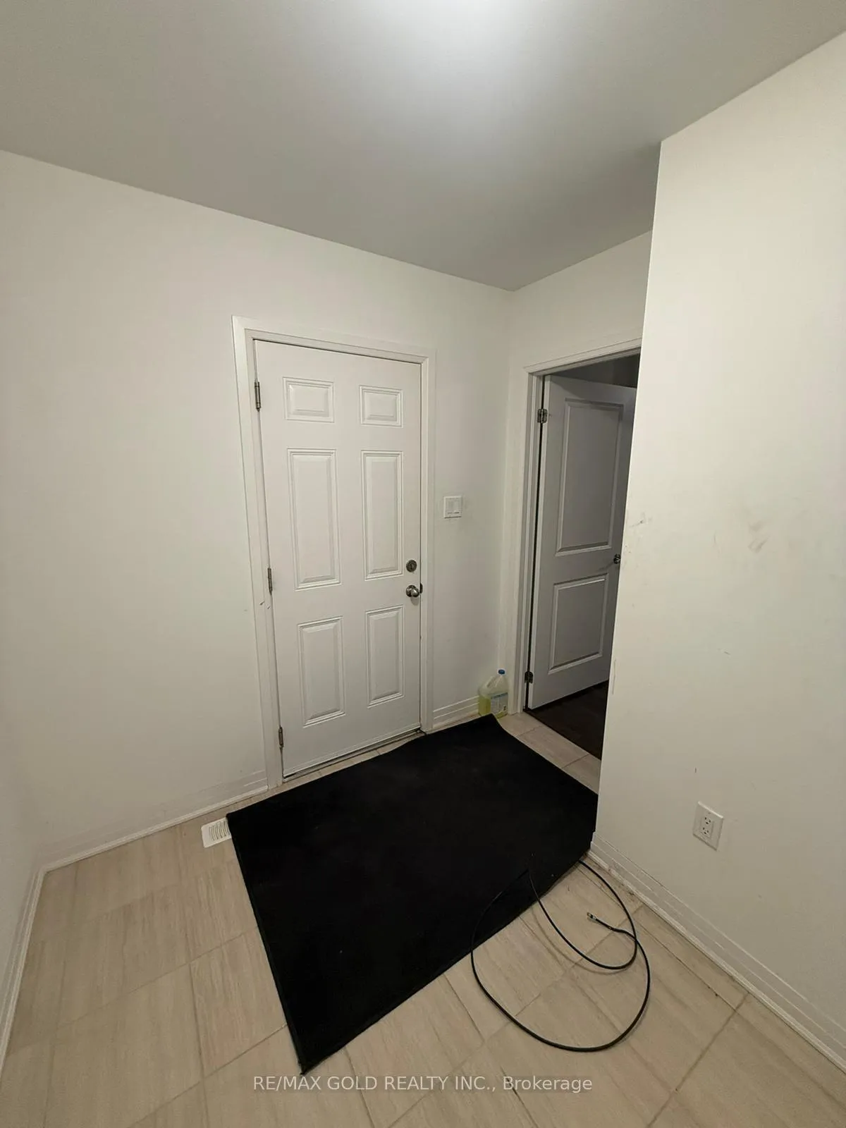 Photo 3 of 10 Casserley Crescent, New Tecumseth, Tottenham — HOMEH