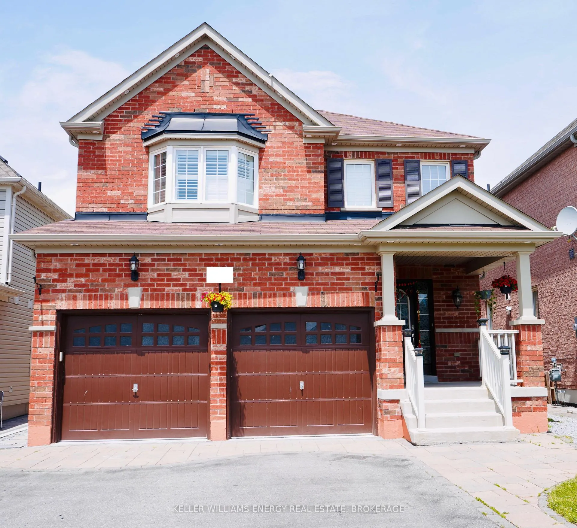 Front of 1346 Harlstone Crescent