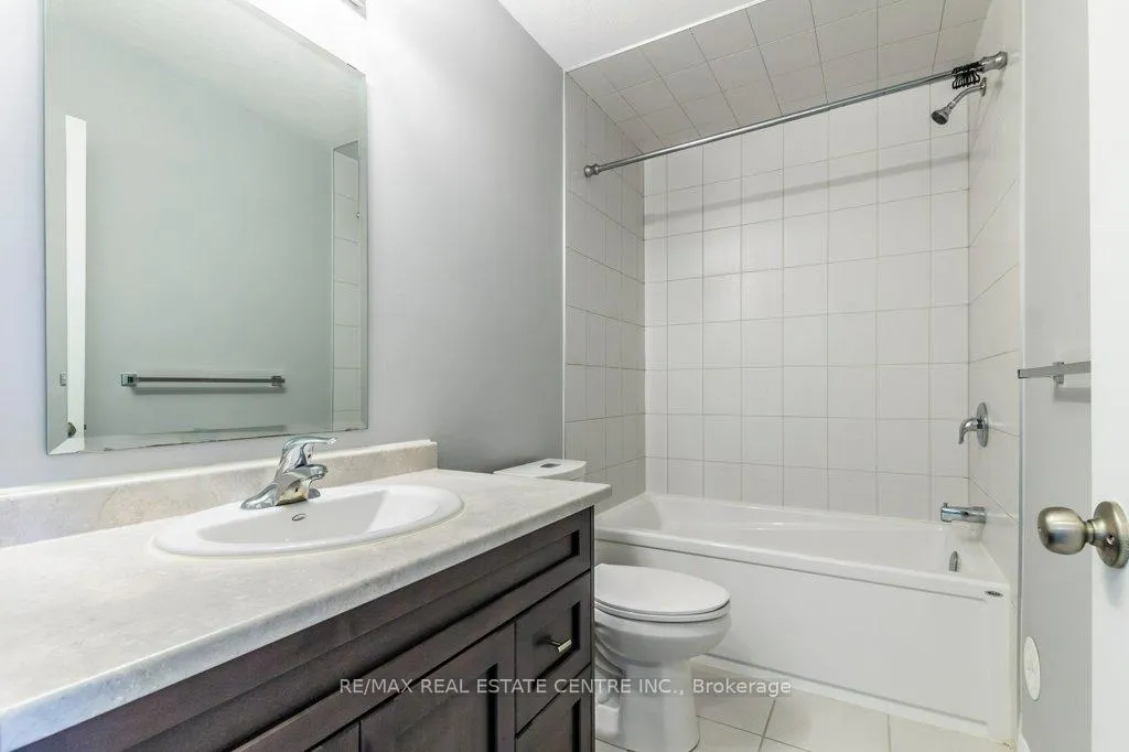 Photo 16 of 190 Wheat Lane, Kitchener — HOMEH
