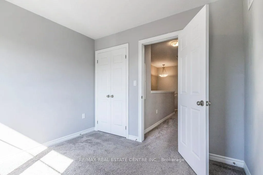 Photo 20 of 190 Wheat Lane, Kitchener — HOMEH