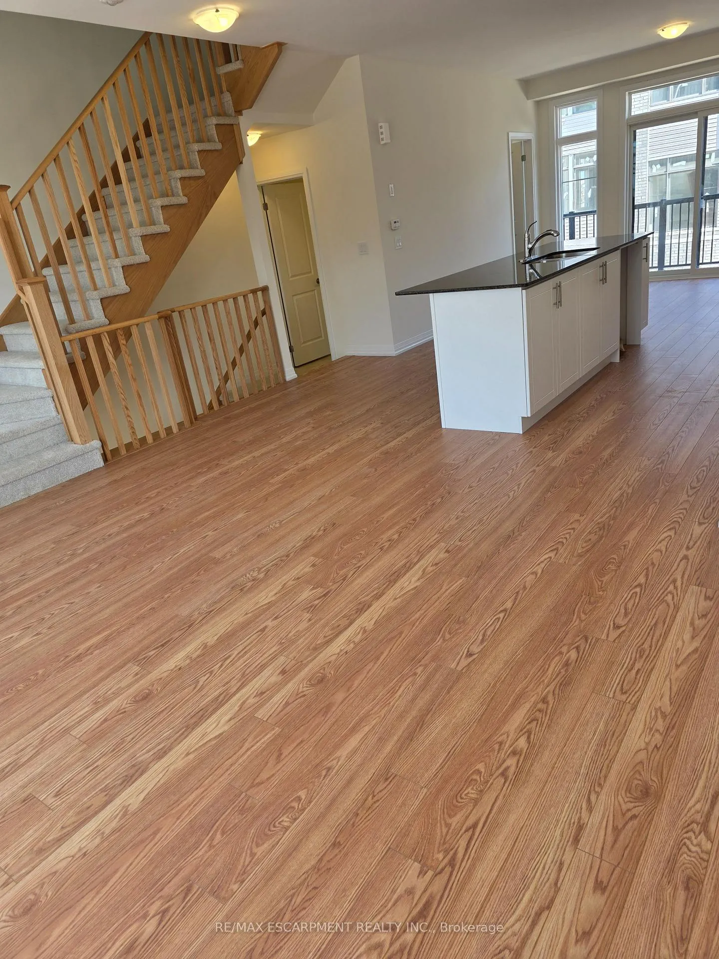 Photo 14 of 464 Provident Way, Hamilton, Mount Hope — HOMEH