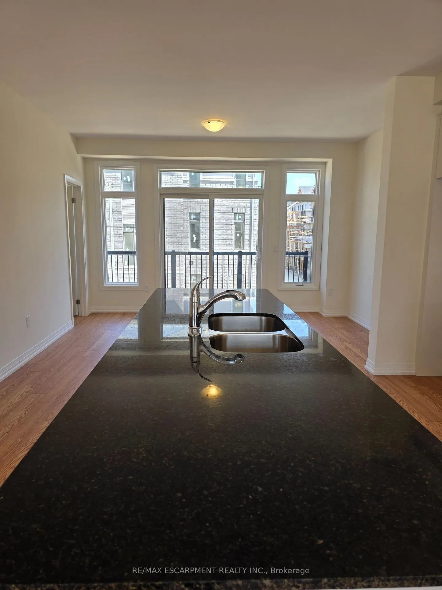 Photo 18 of 464 Provident Way, Hamilton, Mount Hope — HOMEH