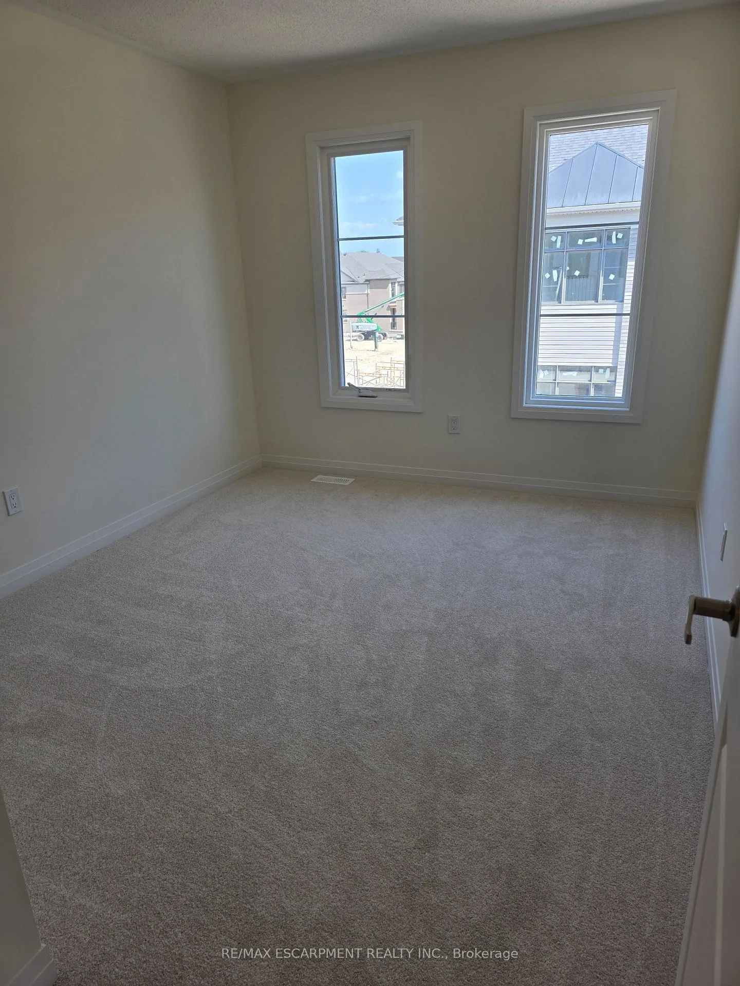 Photo 25 of 464 Provident Way, Hamilton, Mount Hope — HOMEH