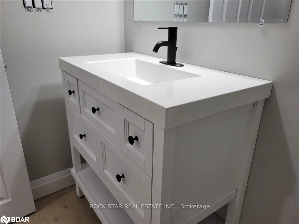 Photo 7 of Unit Lower, 889 Fennell Avenue E, Hamilton, Raleigh — HOMEH