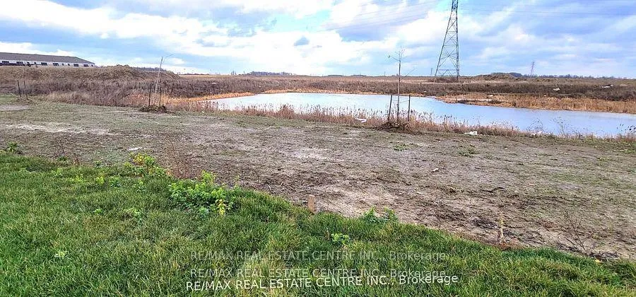 Photo 4 of 380 Barker Parkway, Thorold, Rolling Meadows — HOMEH