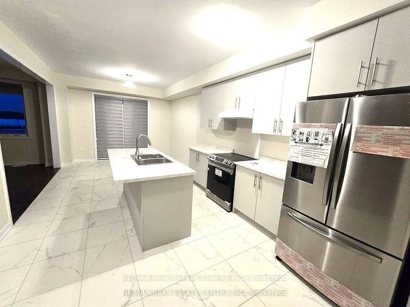 Photo 8 of 380 Barker Parkway, Thorold, Rolling Meadows — HOMEH