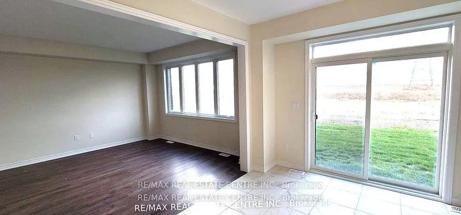 Photo 9 of 380 Barker Parkway, Thorold, Rolling Meadows — HOMEH