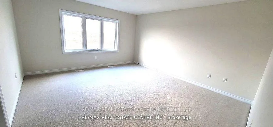 Photo 13 of 380 Barker Parkway, Thorold, Rolling Meadows — HOMEH