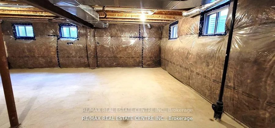 Photo 19 of 380 Barker Parkway, Thorold, Rolling Meadows — HOMEH