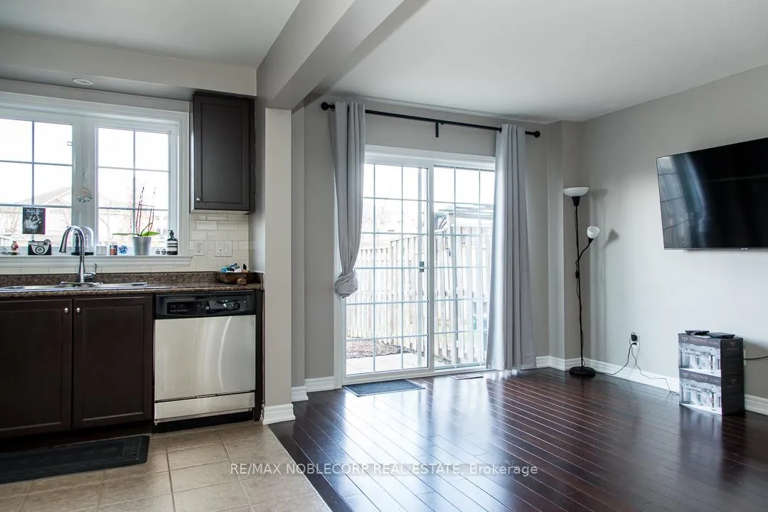 Photo 4 of Unit 49, 222 Fall Fair Way, Hamilton, Binbrook — HOMEH