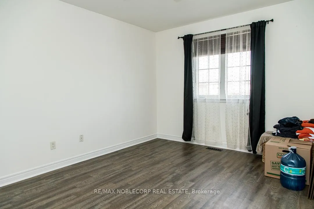 Photo 12 of Unit 49, 222 Fall Fair Way, Hamilton, Binbrook — HOMEH