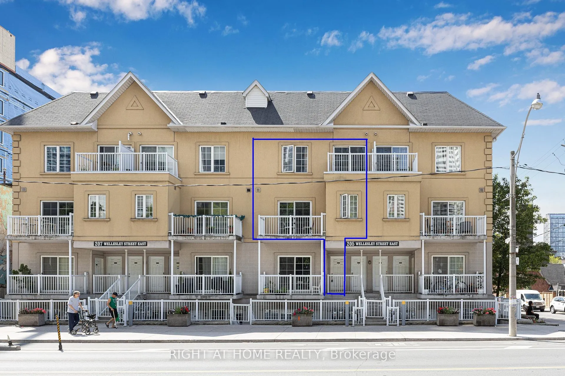 Front of Unit 205, 205 Wellesley Street E