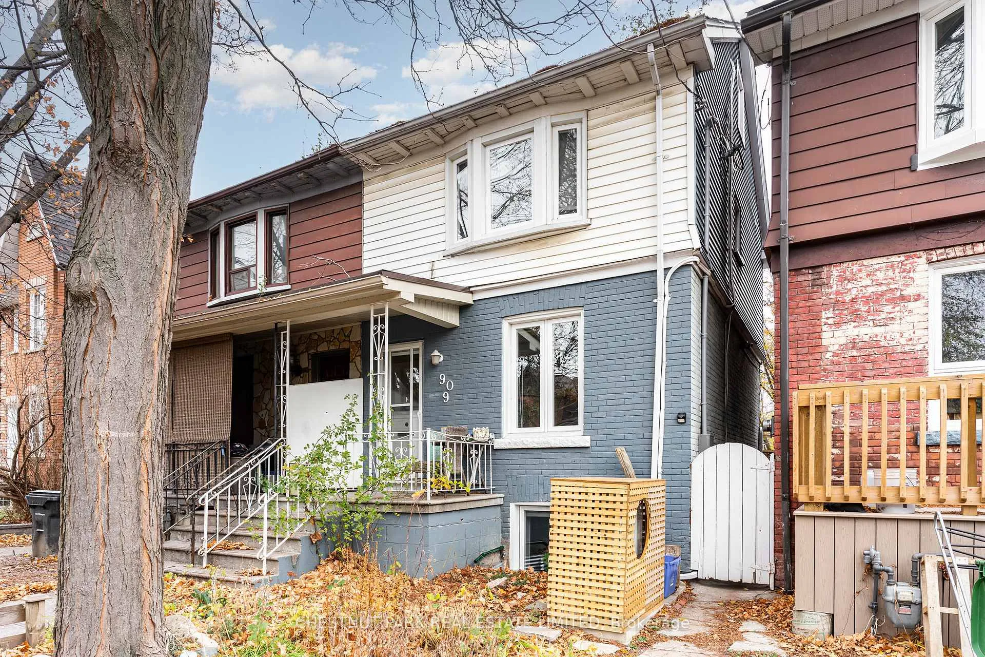 Photo 1 of Unit 2, 909 Manning Avenue, Toronto, The Annex — HOMEH