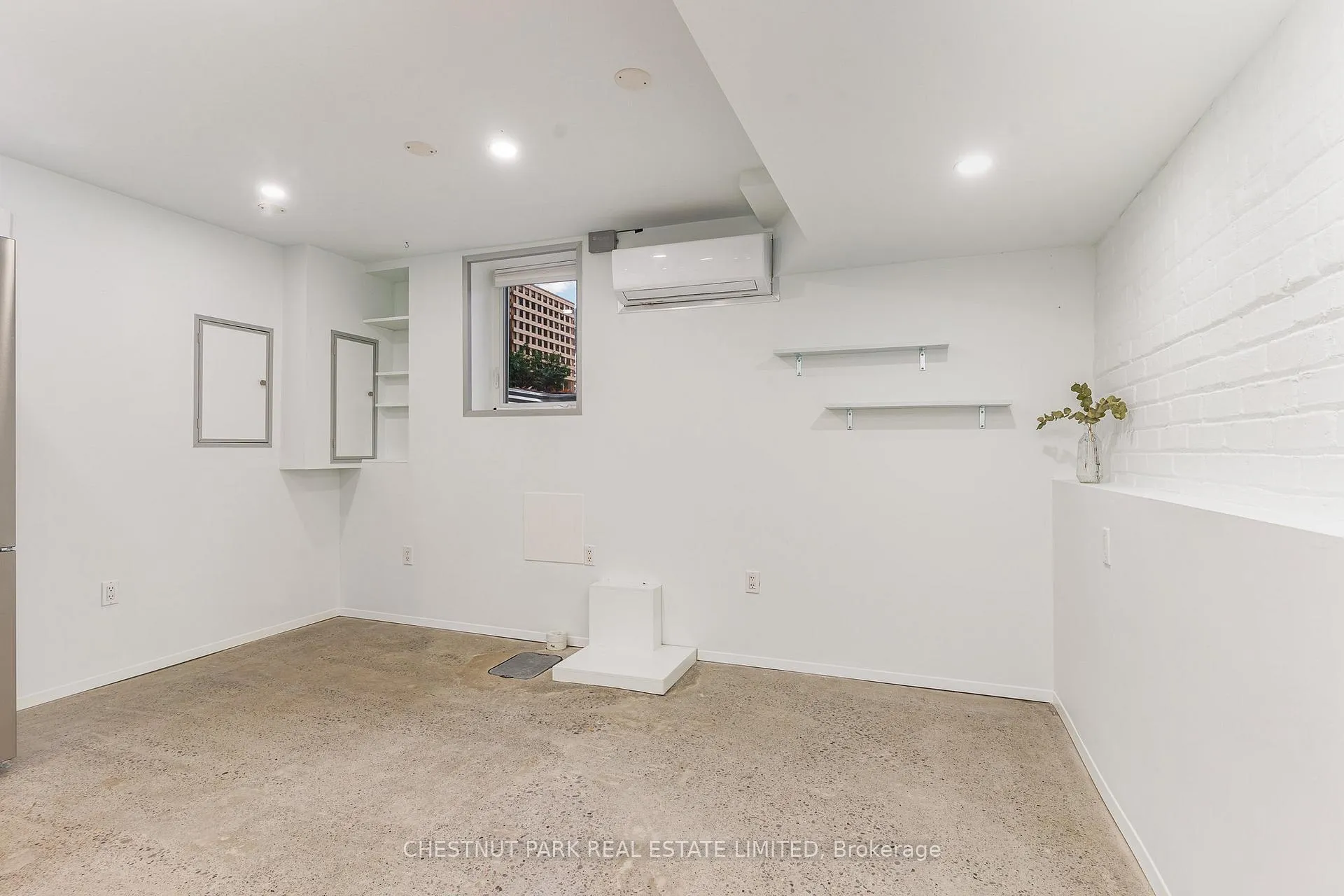Photo 7 of Unit 2, 909 Manning Avenue, Toronto, The Annex — HOMEH