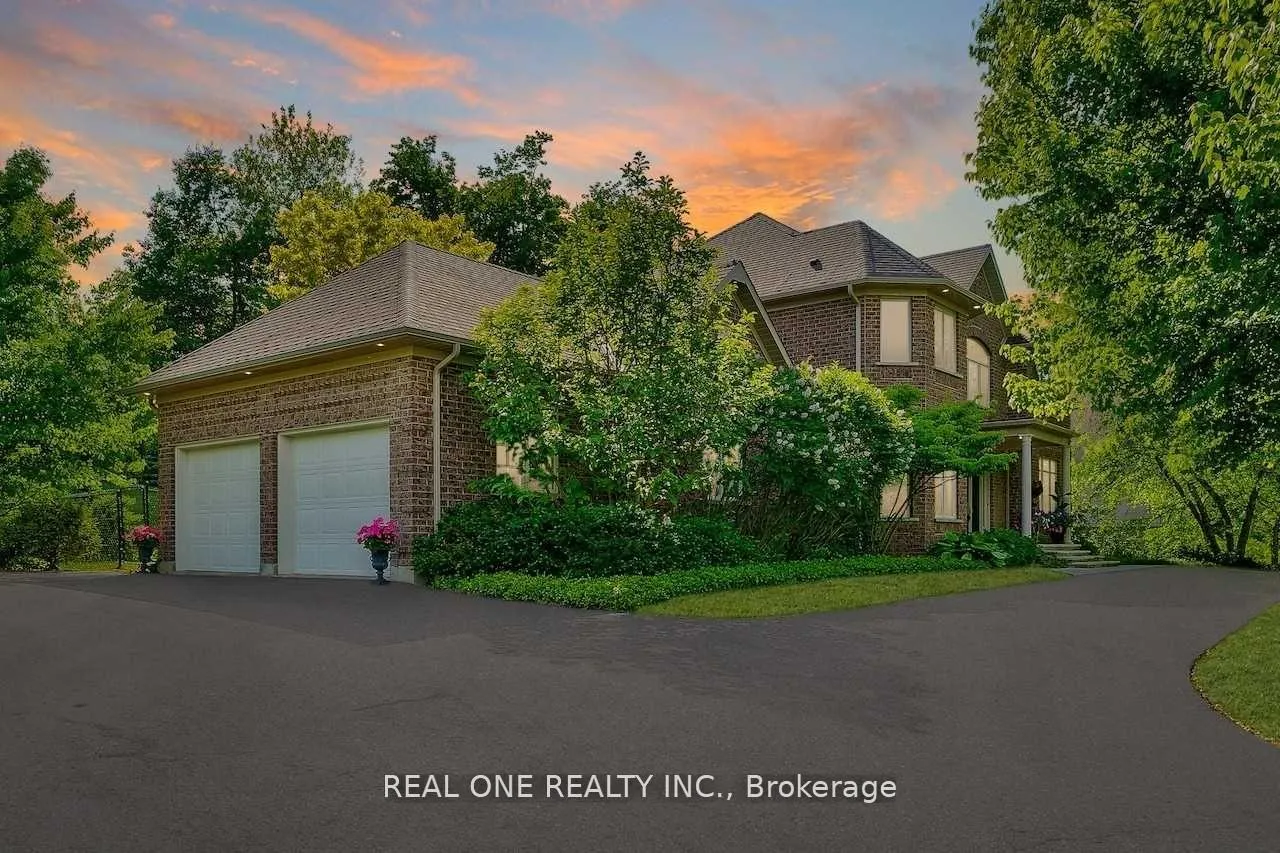 Photo 1 of 63 Appaloosa Trail, Hamilton, Carlisle — HOMEH
