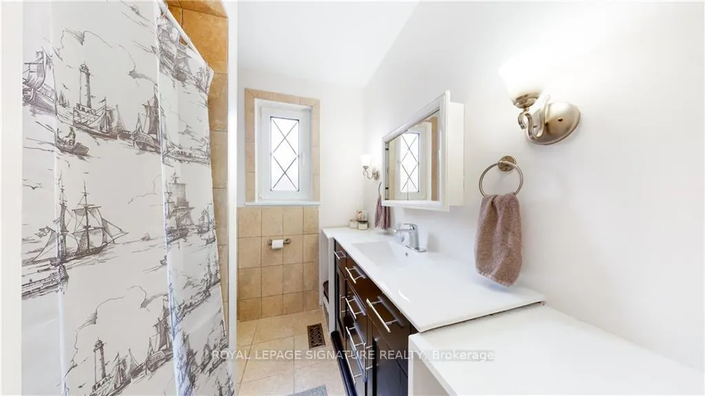 Photo 9 of Unit Upper, 282 East 18th Street, Hamilton, Inch Park — HOMEH