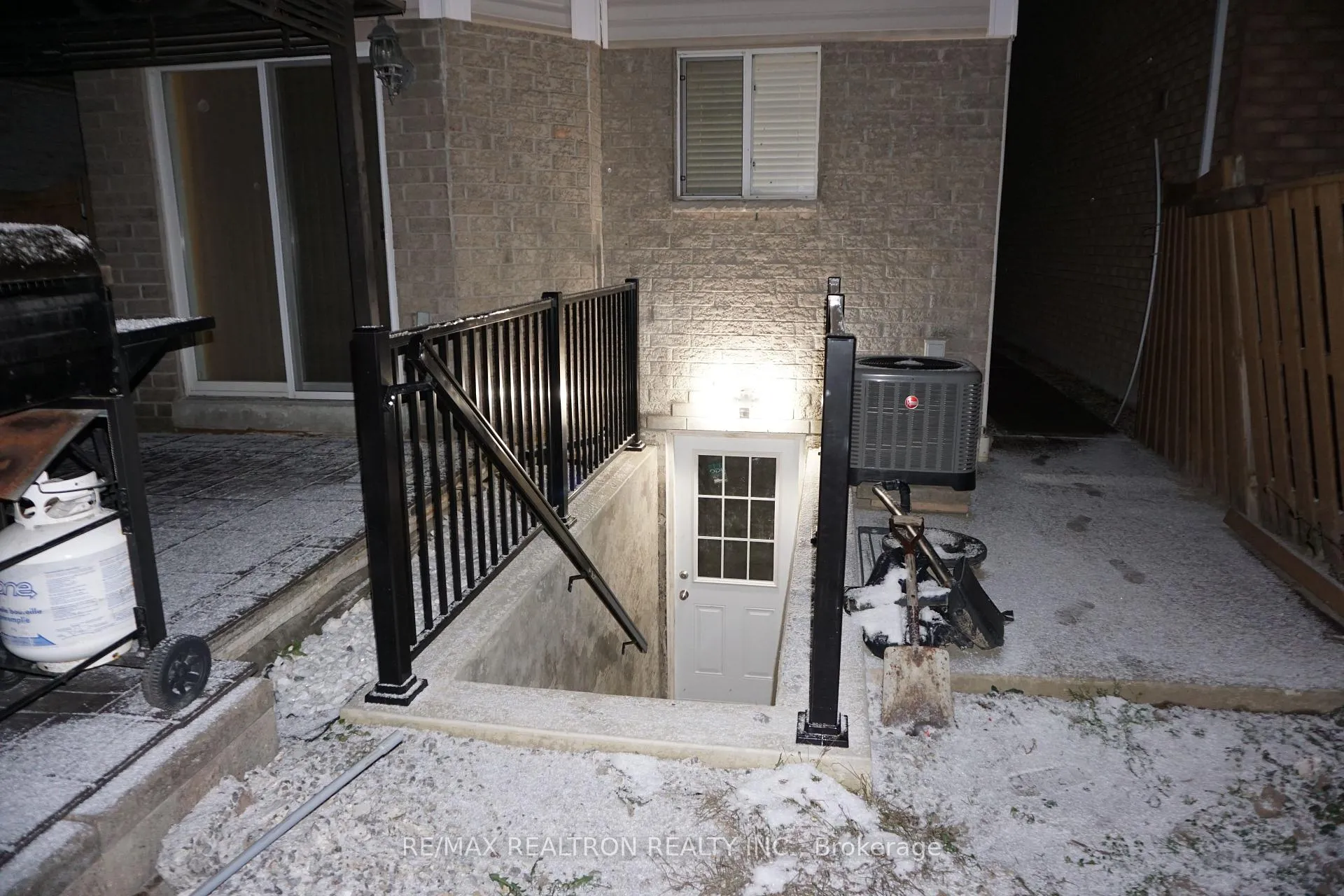 Photo 4 of Unit Lower, 14 Beadle Drive, Ajax, South East — HOMEH