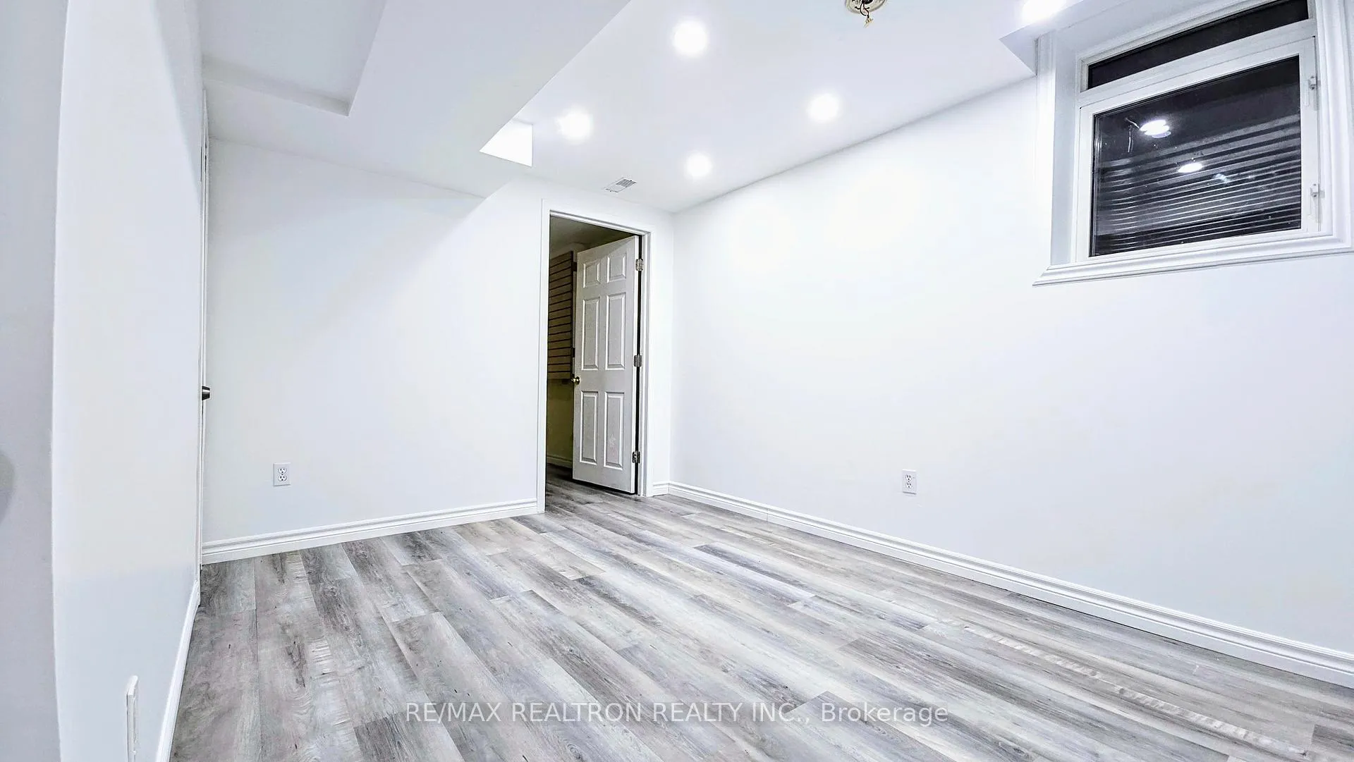 Photo 8 of Unit Lower, 14 Beadle Drive, Ajax, South East — HOMEH