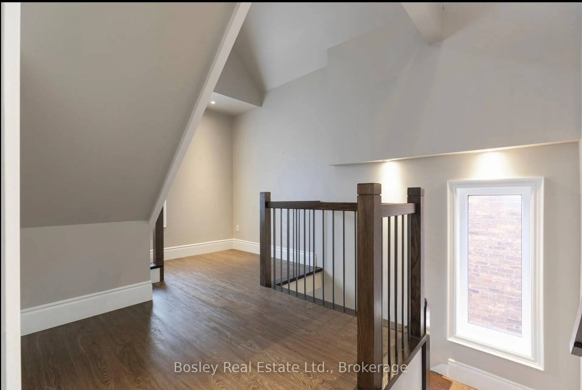 Photo 8 of Unit 2, 103 Myrtle Avenue, Hamilton, Blakeley — HOMEH