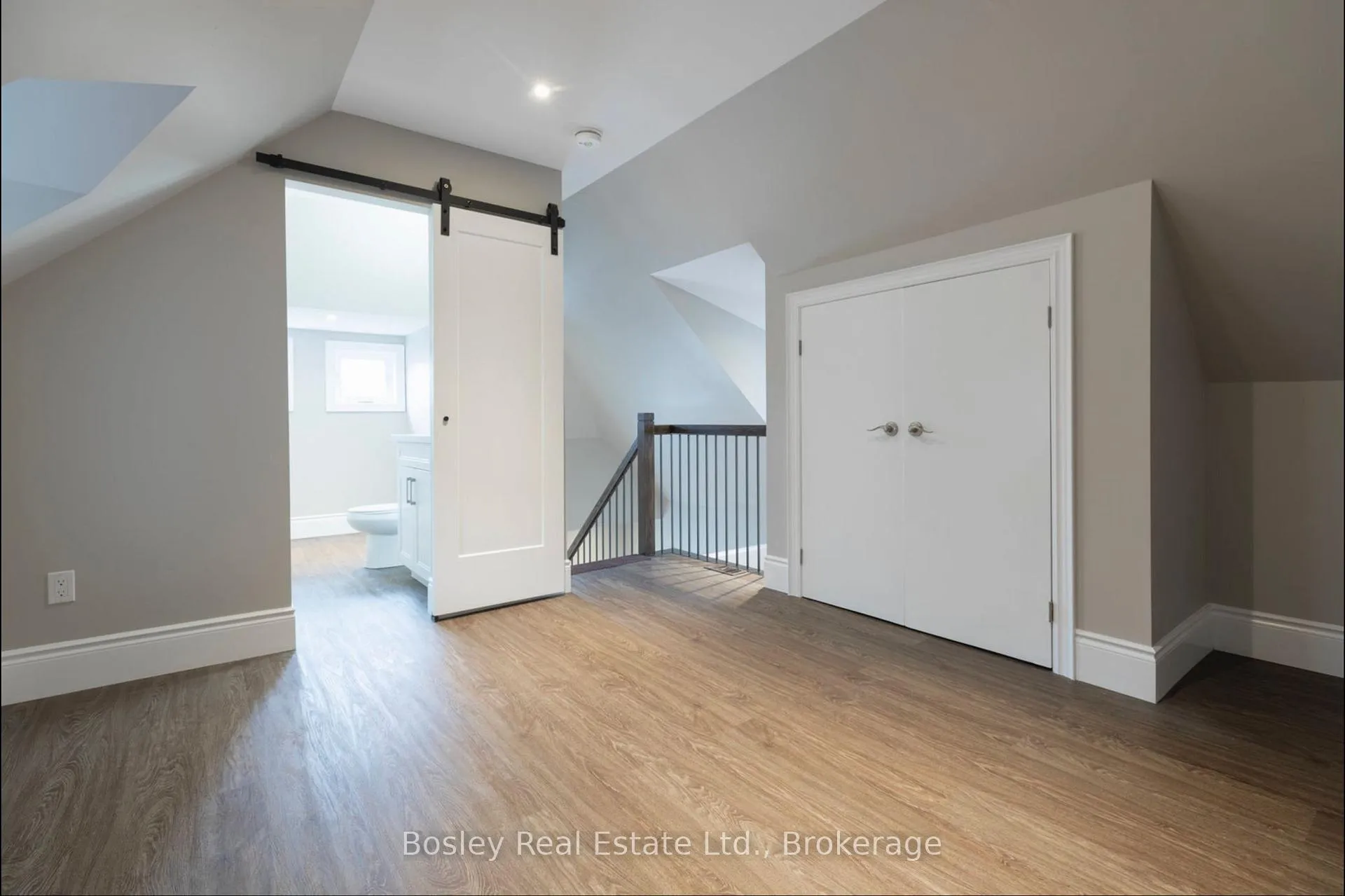 Photo 10 of Unit 2, 103 Myrtle Avenue, Hamilton, Blakeley — HOMEH