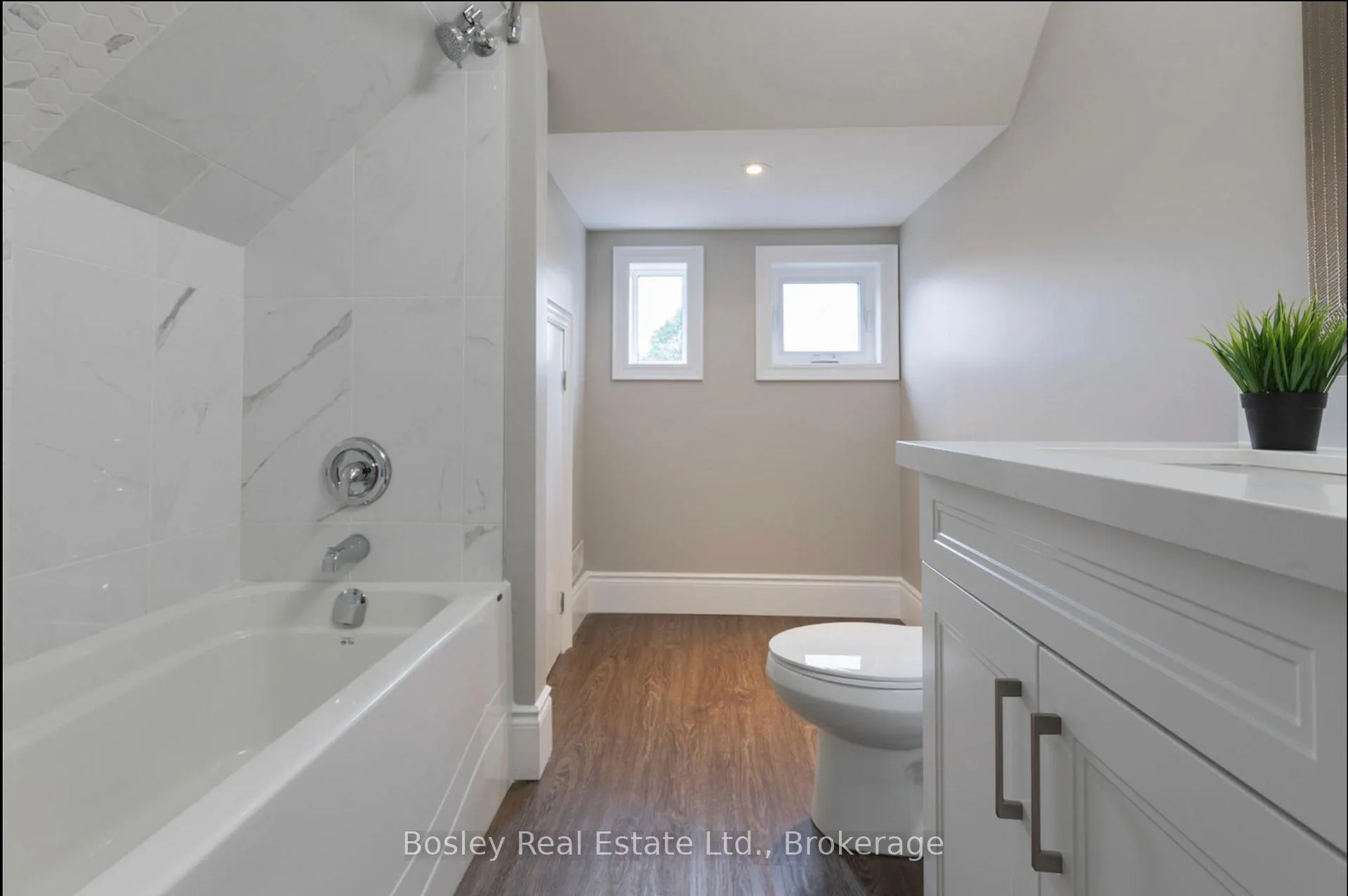 Photo 11 of Unit 2, 103 Myrtle Avenue, Hamilton, Blakeley — HOMEH