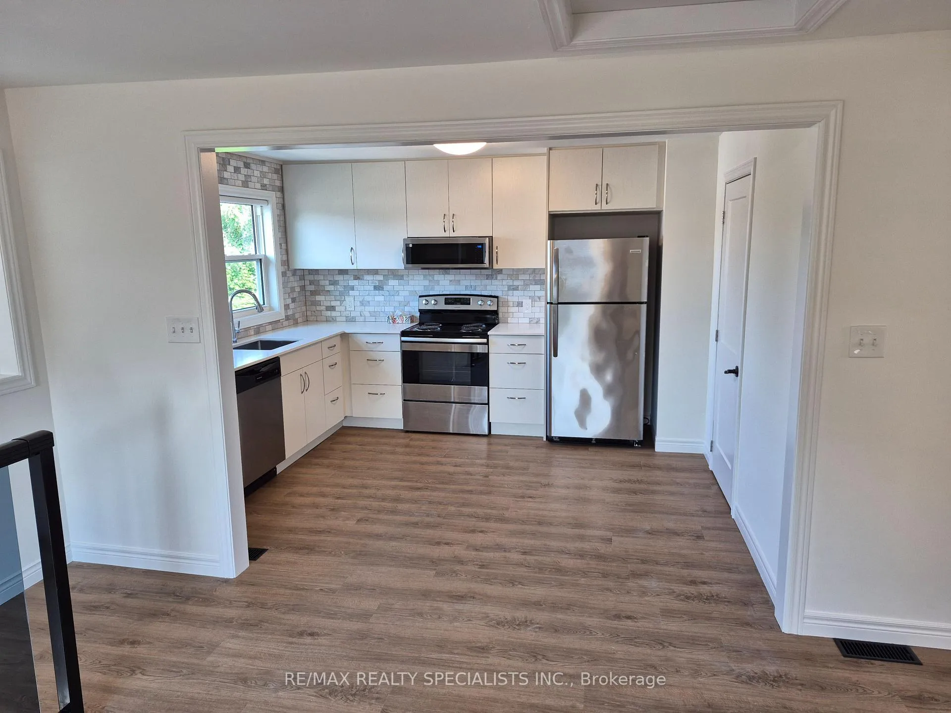 Photo 8 of Unit 2, 209 Pelham Road, St. Catharines, Western Hill — HOMEH