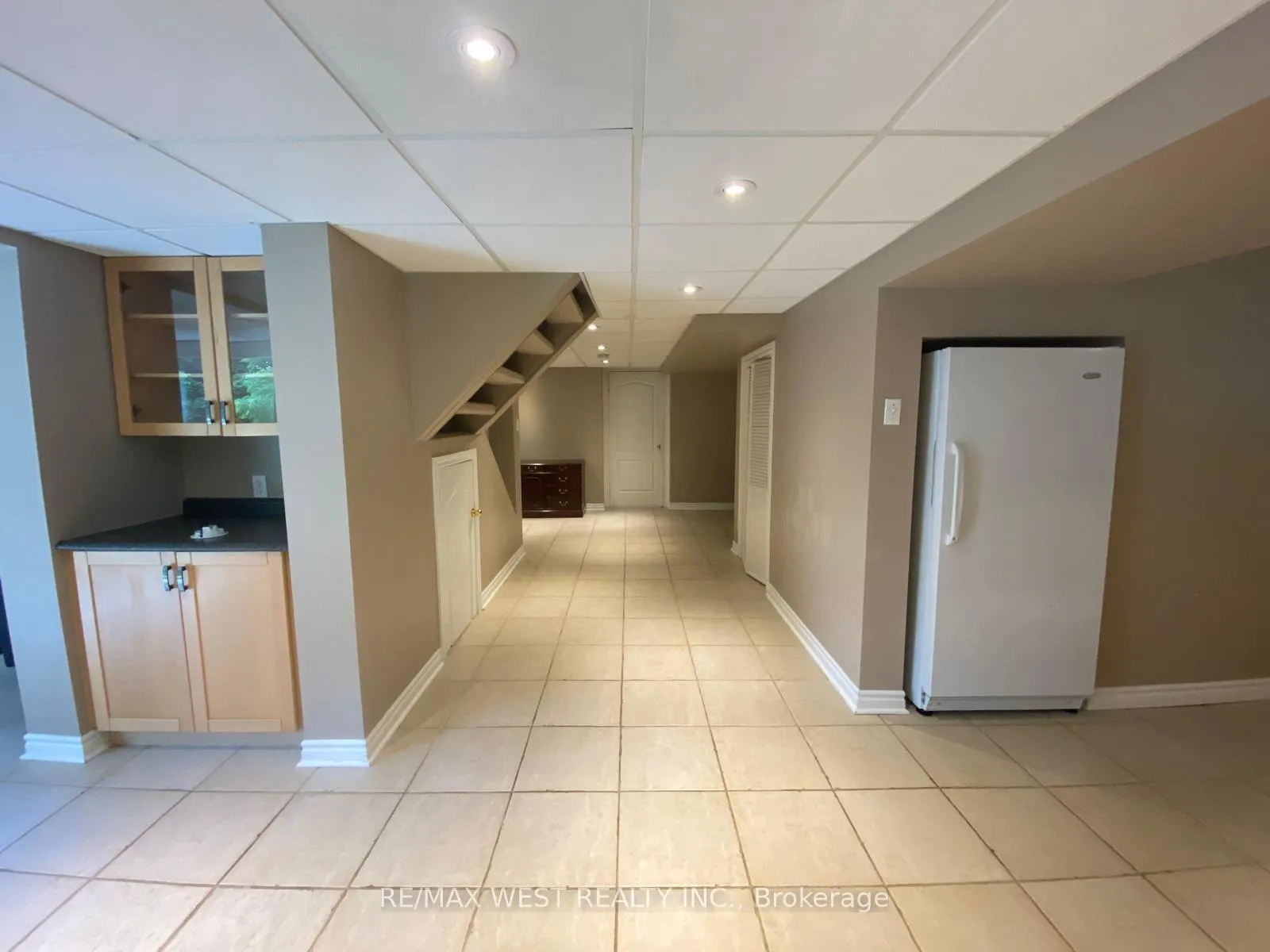 Photo 7 of 37 Cromarty Place, Vaughan, Maple — HOMEH