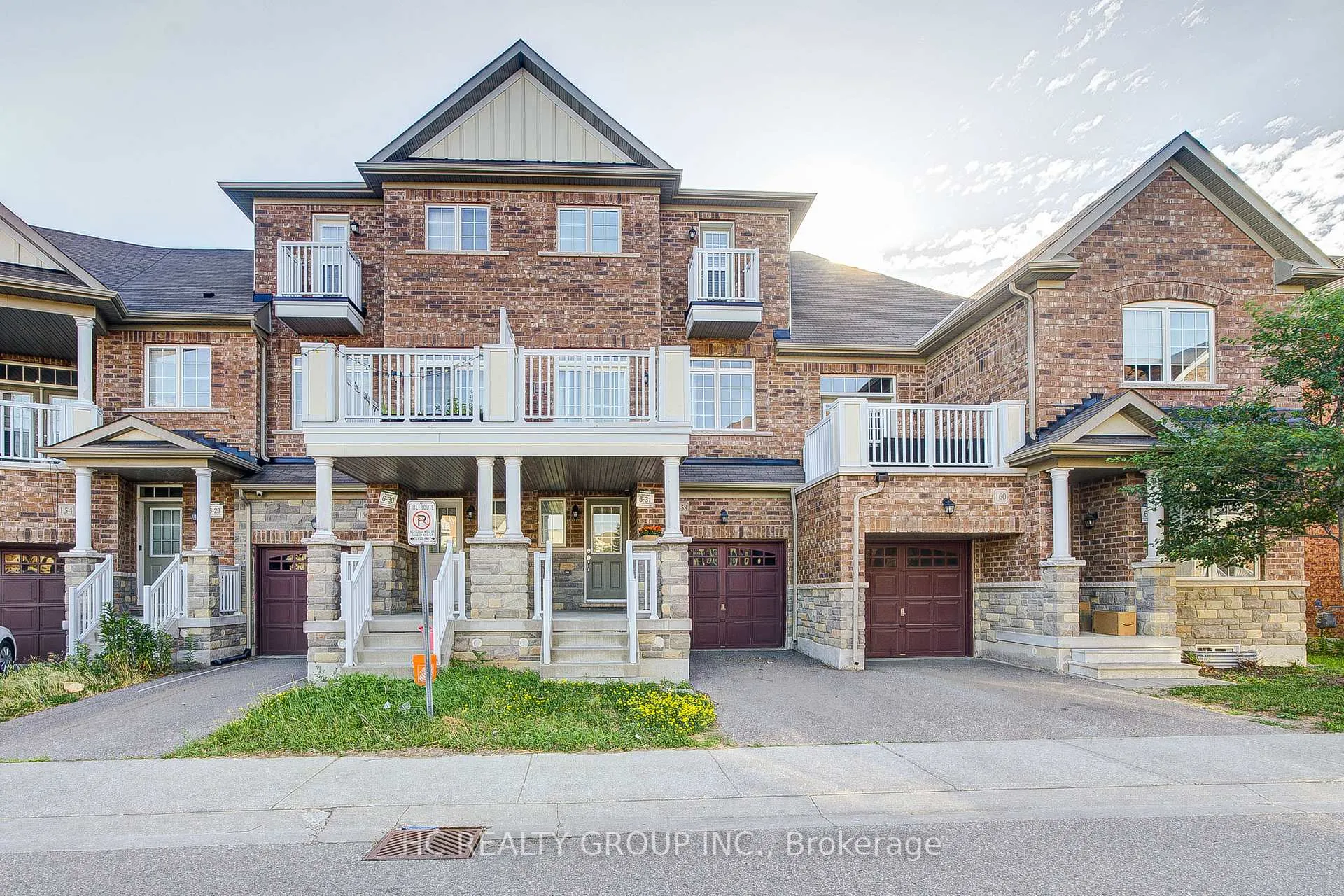 Photo 1 of 158 Roy Grove Way, Markham, Greensborough — HOMEH