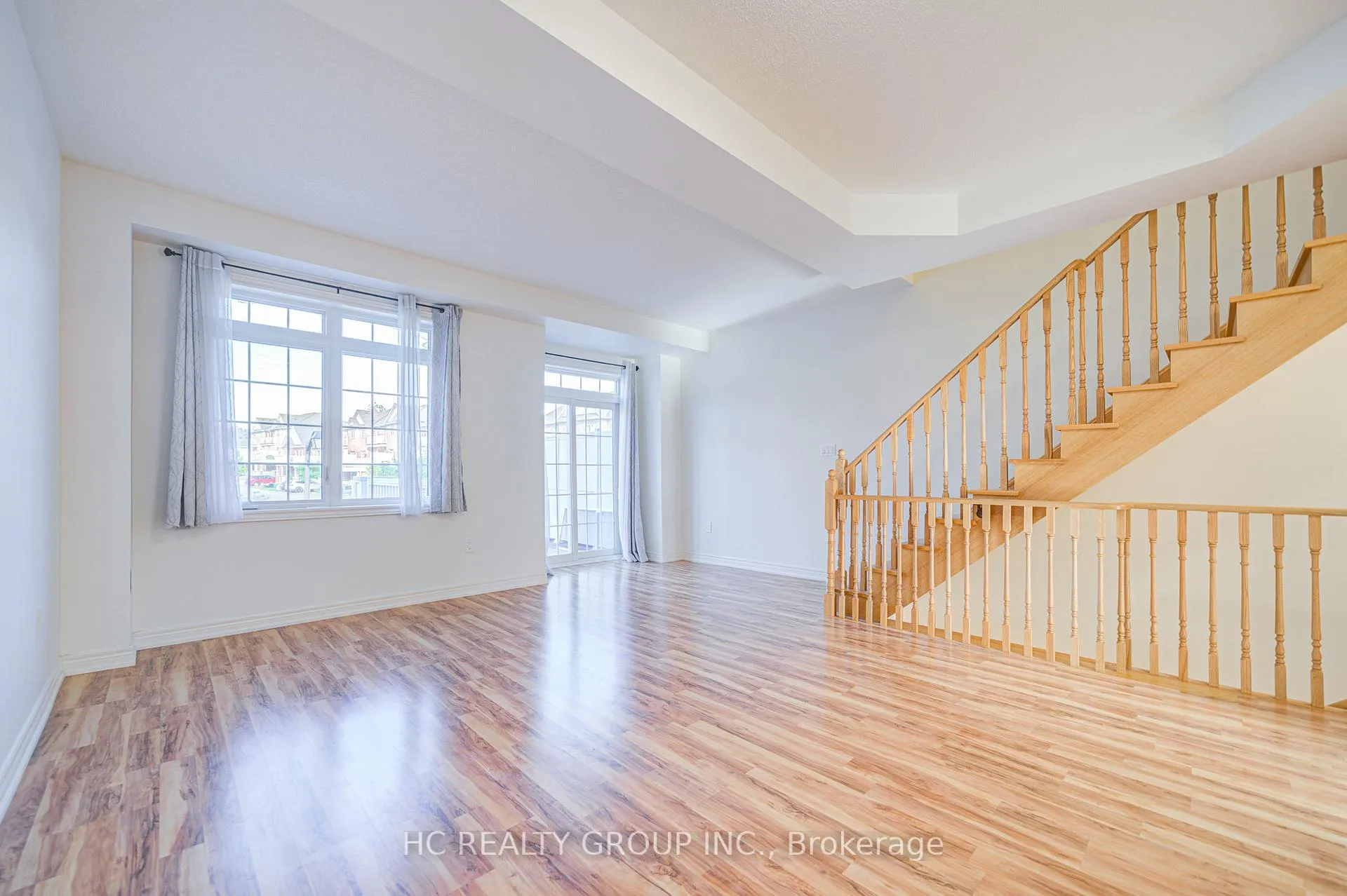 Photo 14 of 158 Roy Grove Way, Markham, Greensborough — HOMEH