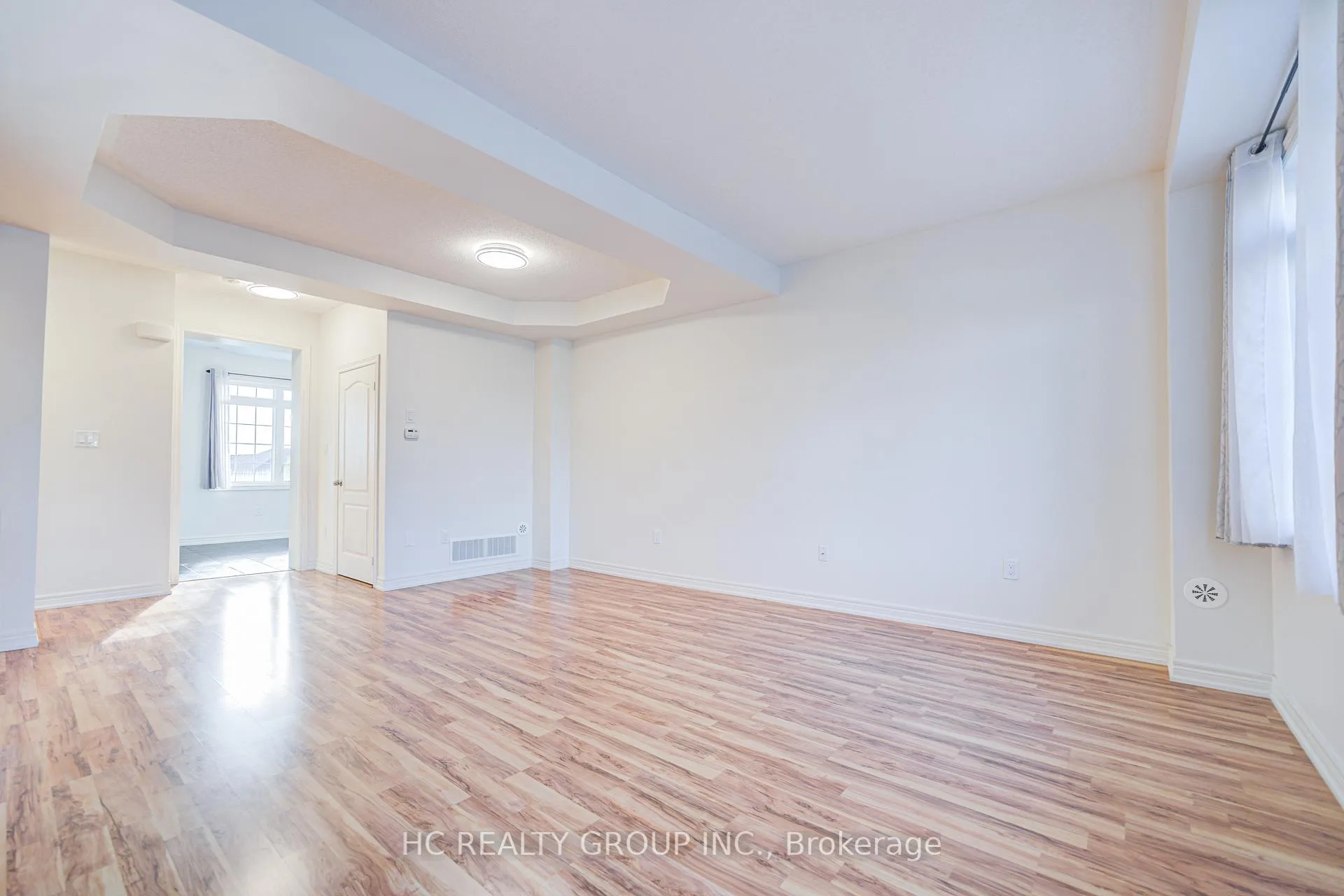Photo 16 of 158 Roy Grove Way, Markham, Greensborough — HOMEH