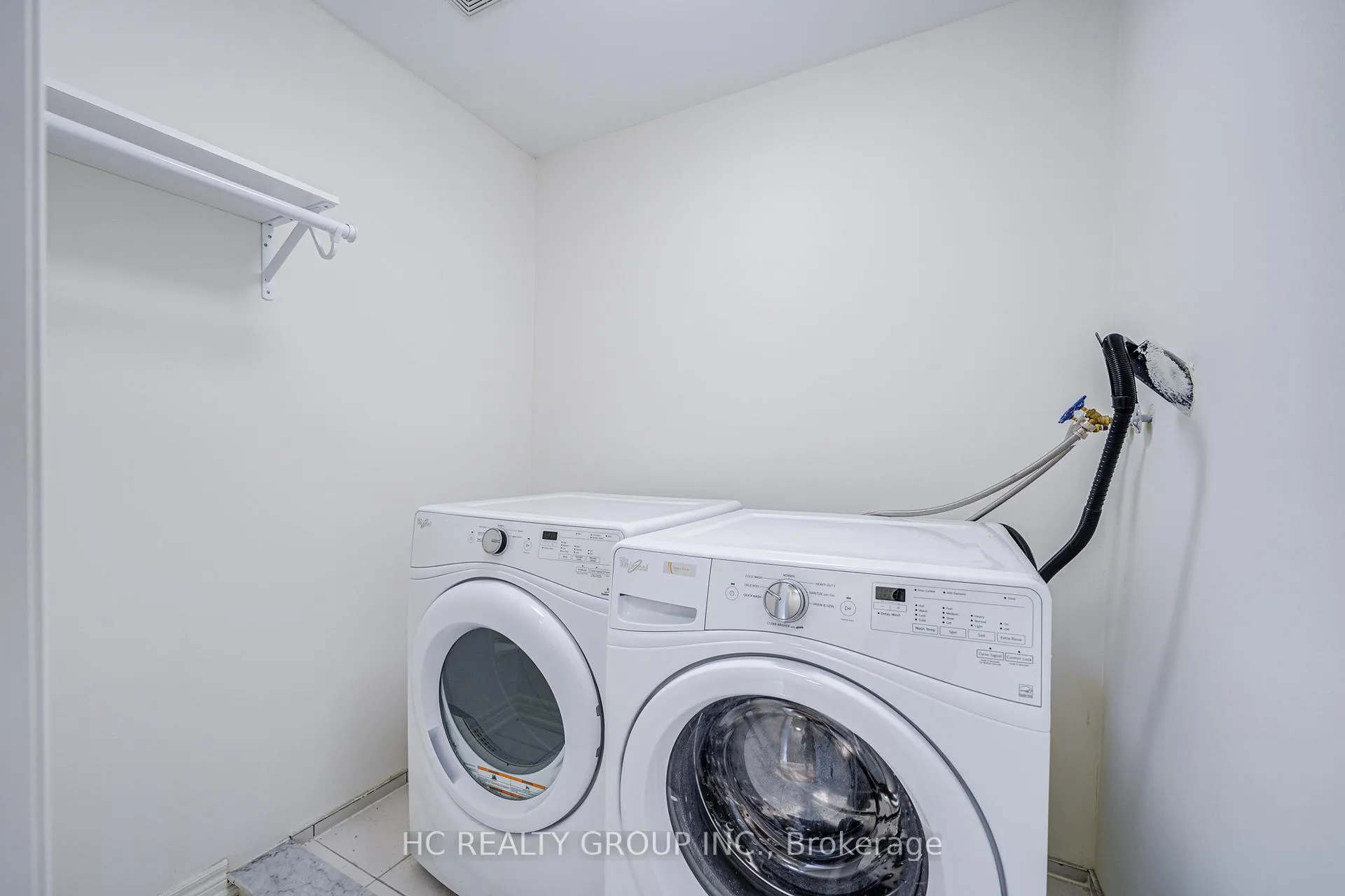 Photo 17 of 158 Roy Grove Way, Markham, Greensborough — HOMEH