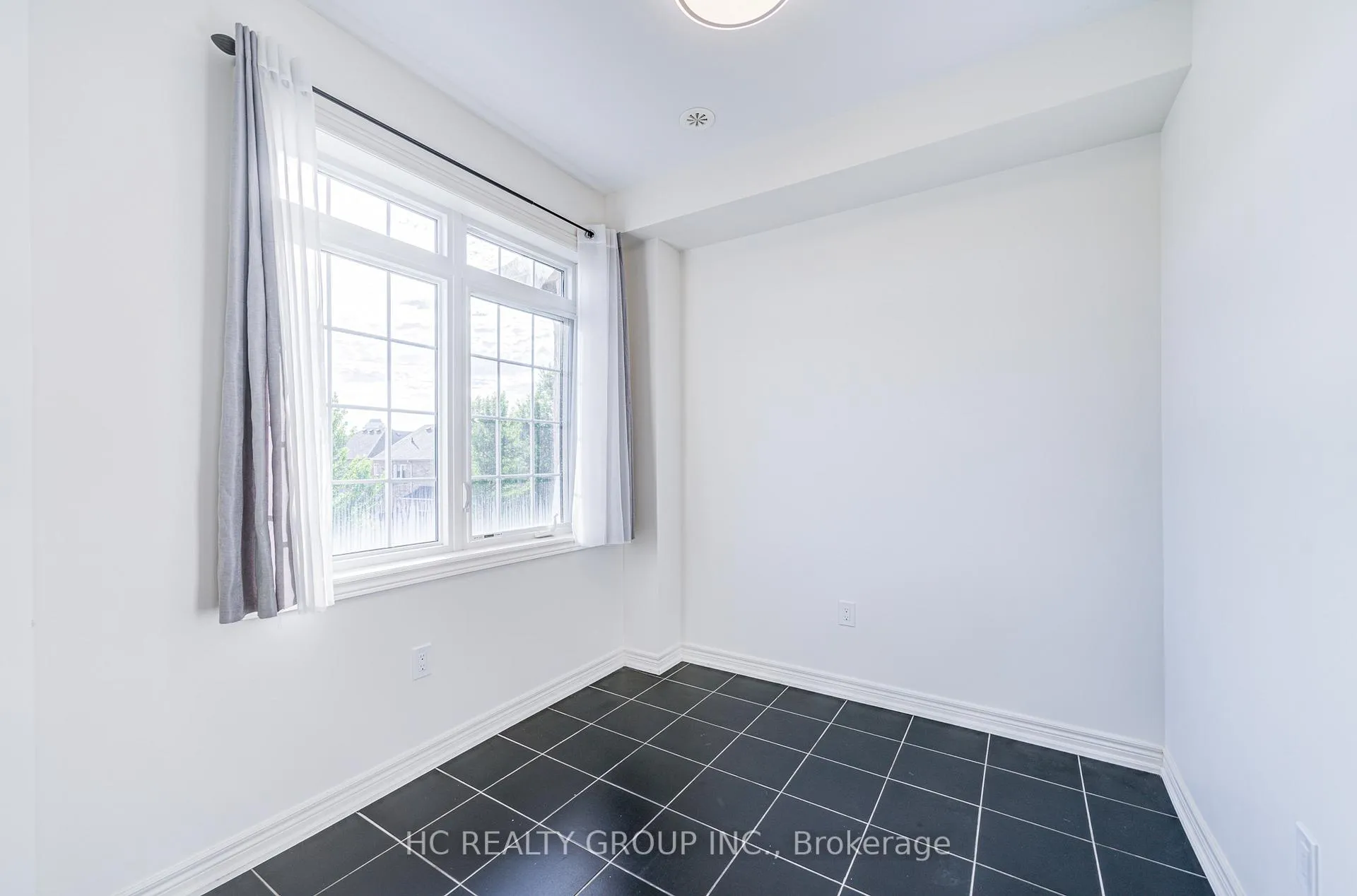 Photo 23 of 158 Roy Grove Way, Markham, Greensborough — HOMEH