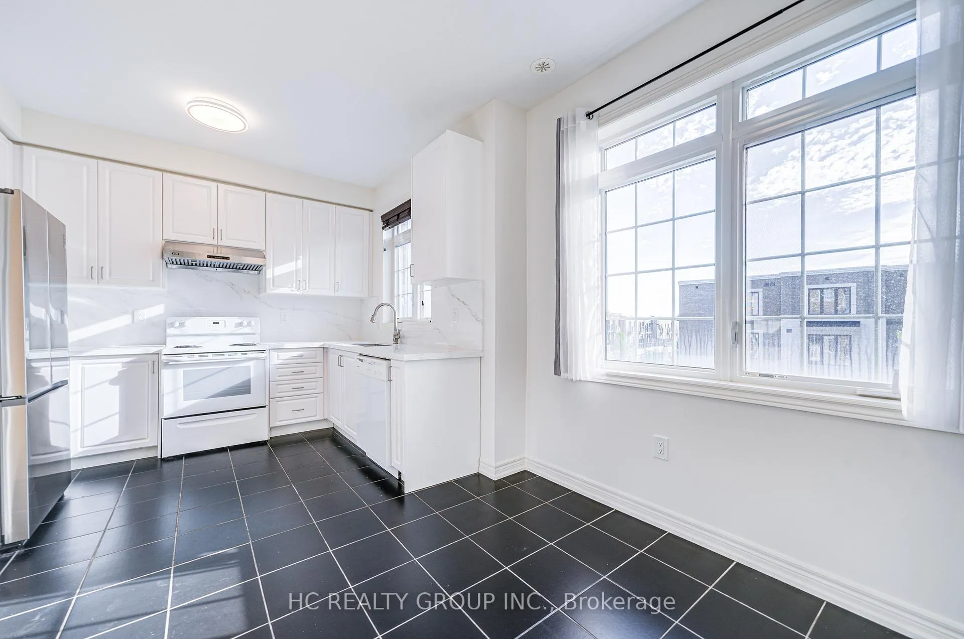 Photo 24 of 158 Roy Grove Way, Markham, Greensborough — HOMEH