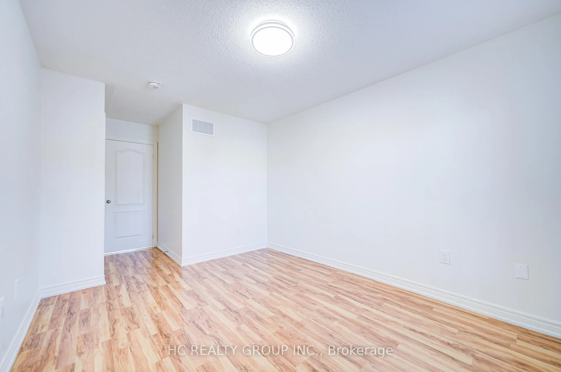 Photo 32 of 158 Roy Grove Way, Markham, Greensborough — HOMEH