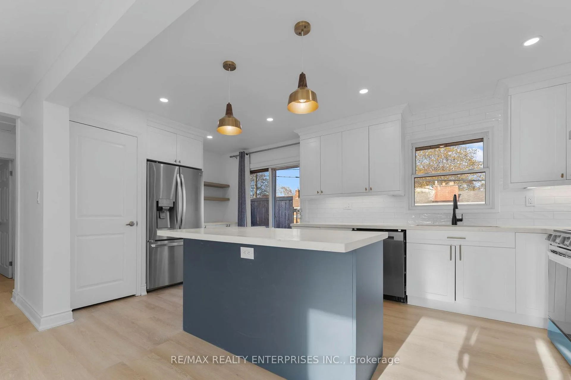 Photo 10 of 60 Wakelin Terrace, St. Catharines, Carlton/Bunting — HOMEH