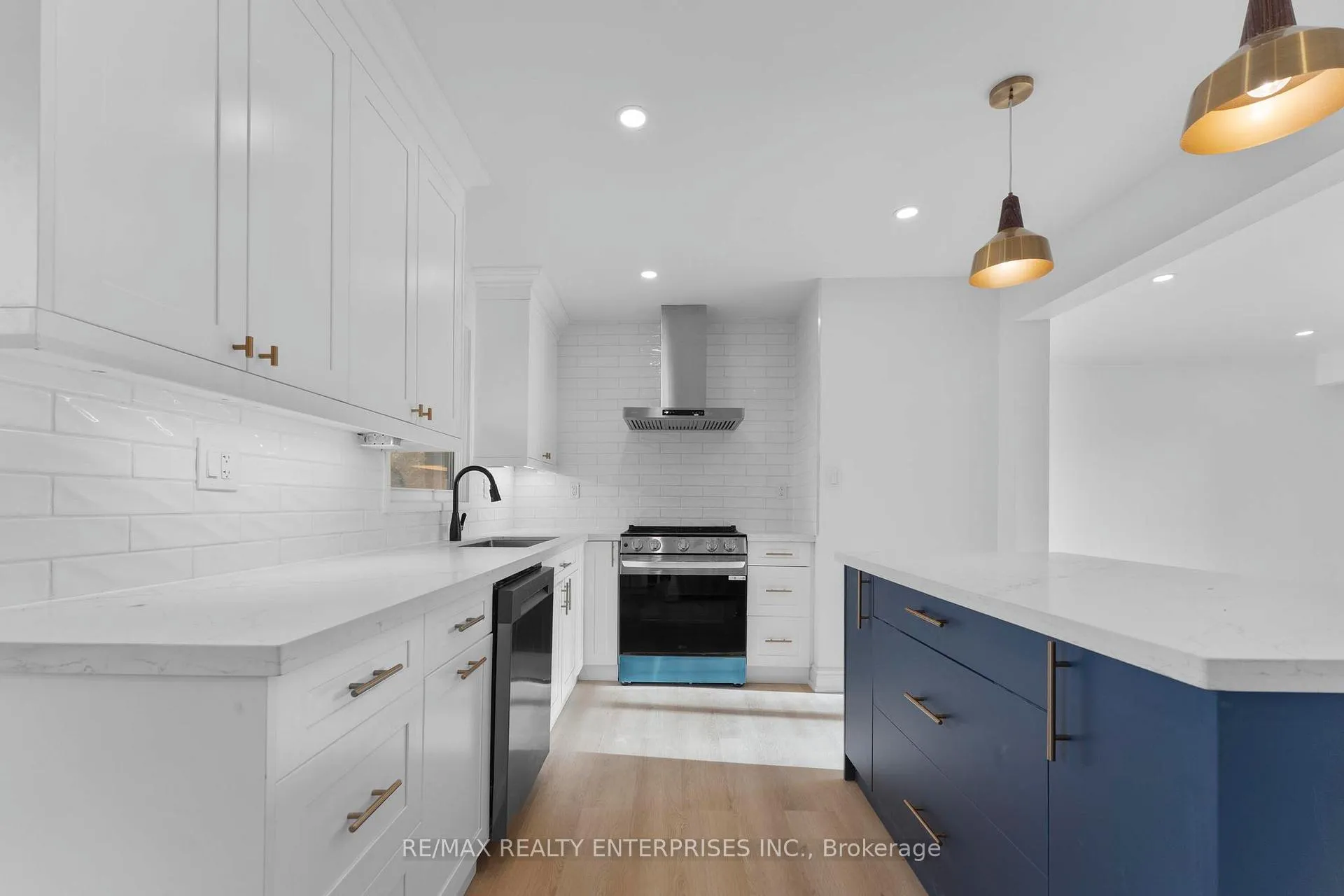 Photo 12 of 60 Wakelin Terrace, St. Catharines, Carlton/Bunting — HOMEH