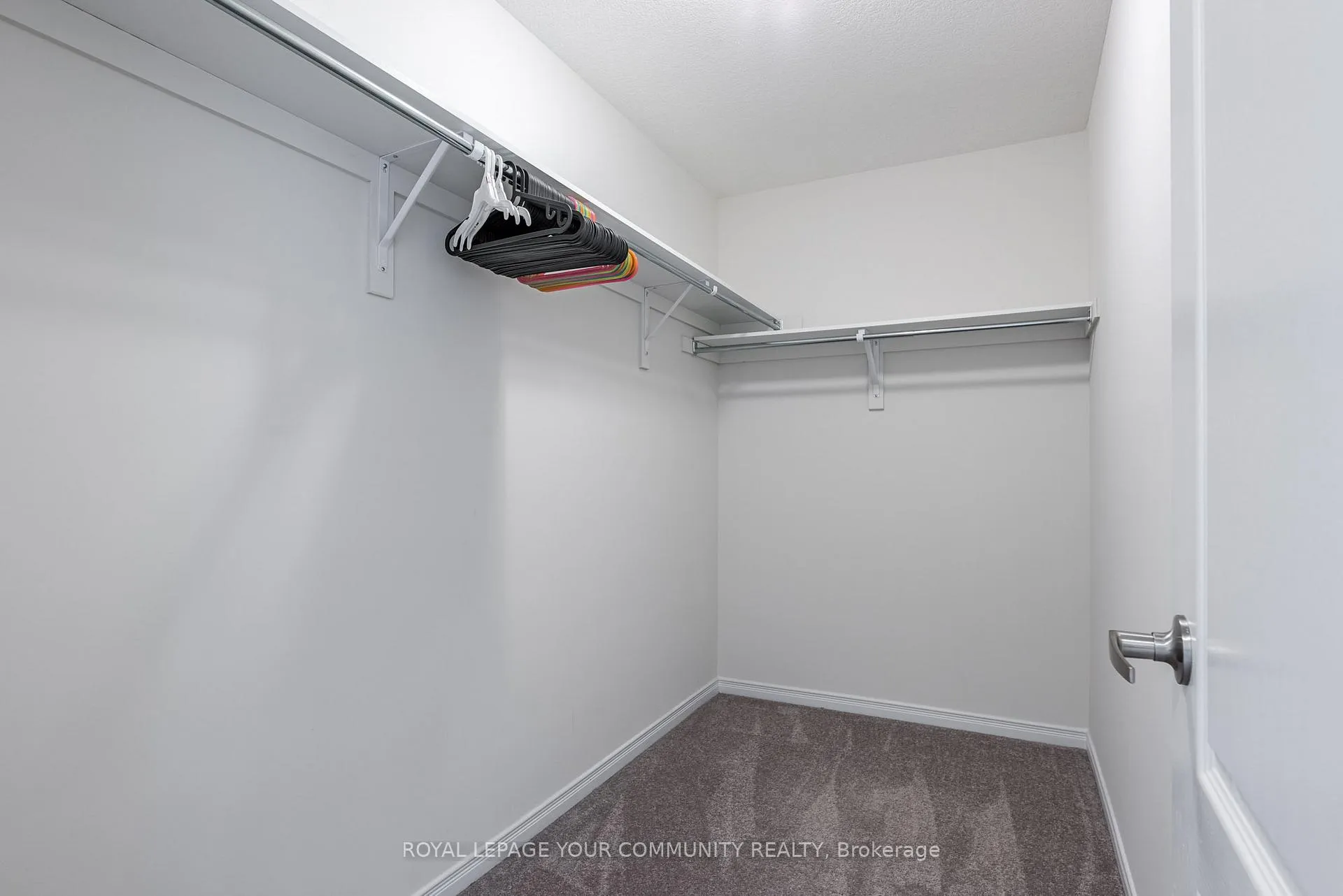 Photo 12 of 10 Froggy Drive, Thorold, Hurricane/Merrittville — HOMEH