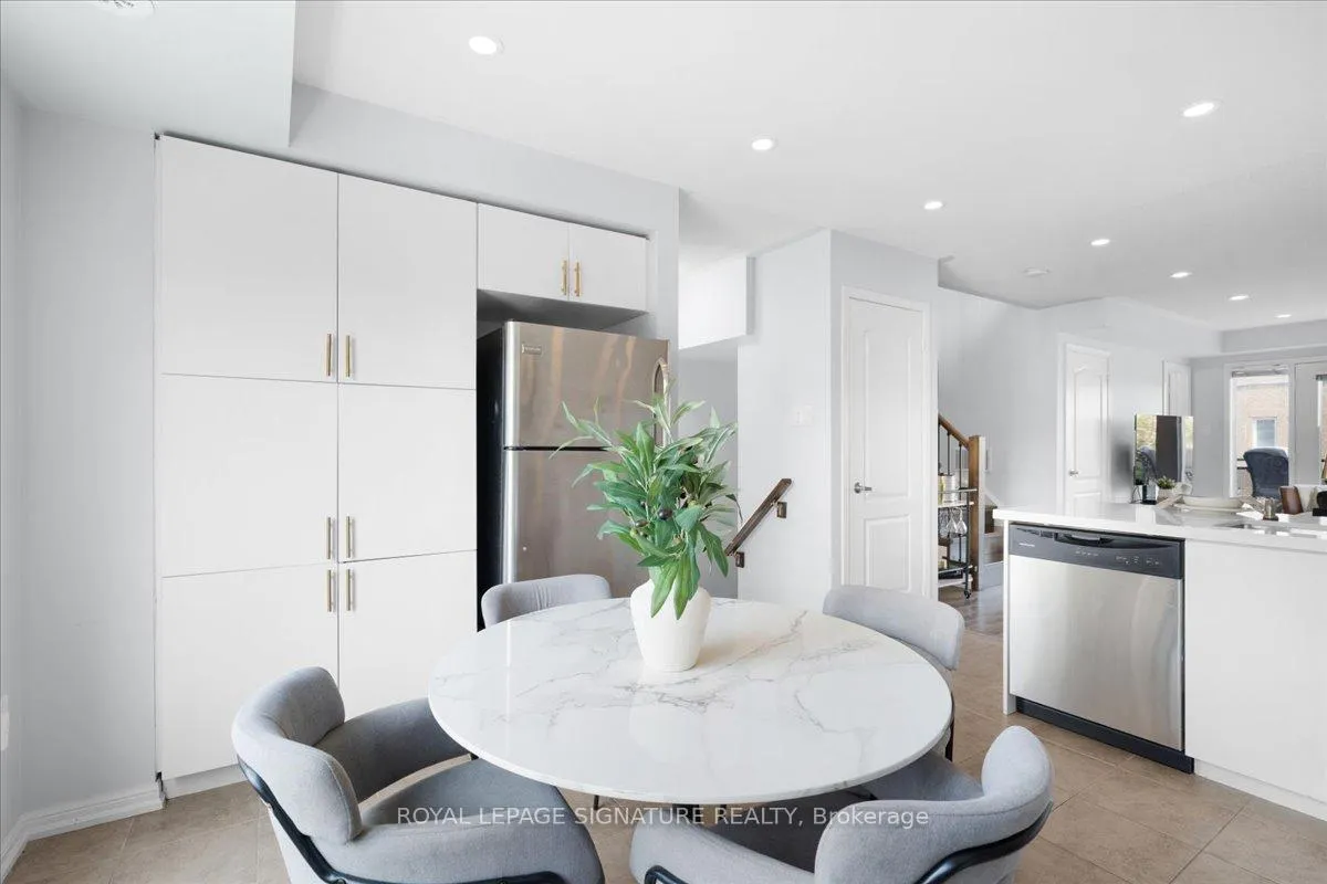 Photo 5 of 263 John West Way, Aurora, Bayview Wellington — HOMEH