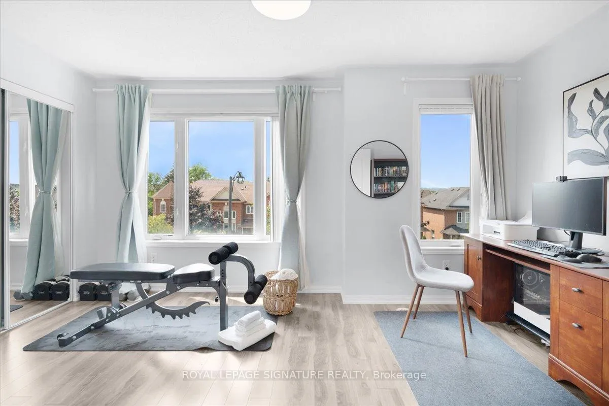 Photo 15 of 263 John West Way, Aurora, Bayview Wellington — HOMEH