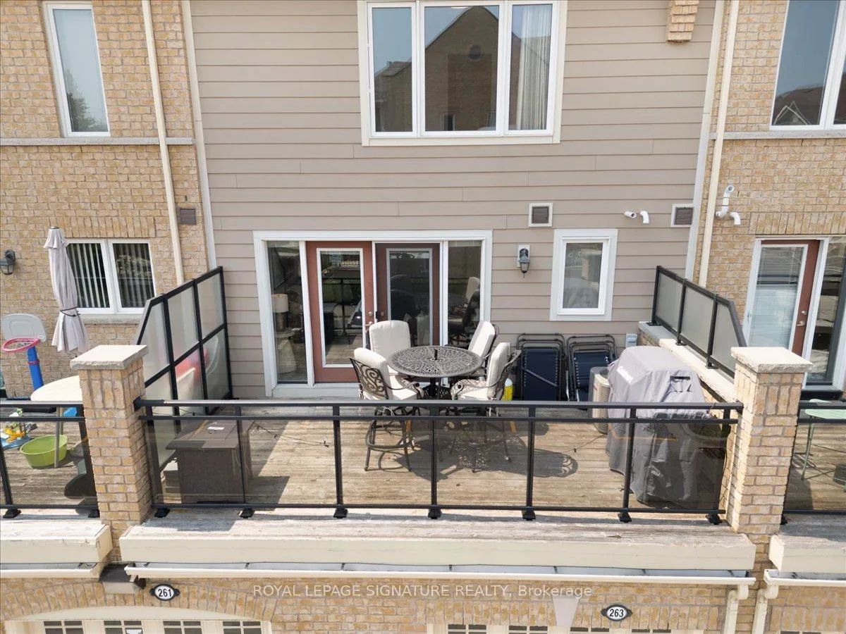 Photo 20 of 263 John West Way, Aurora, Bayview Wellington — HOMEH
