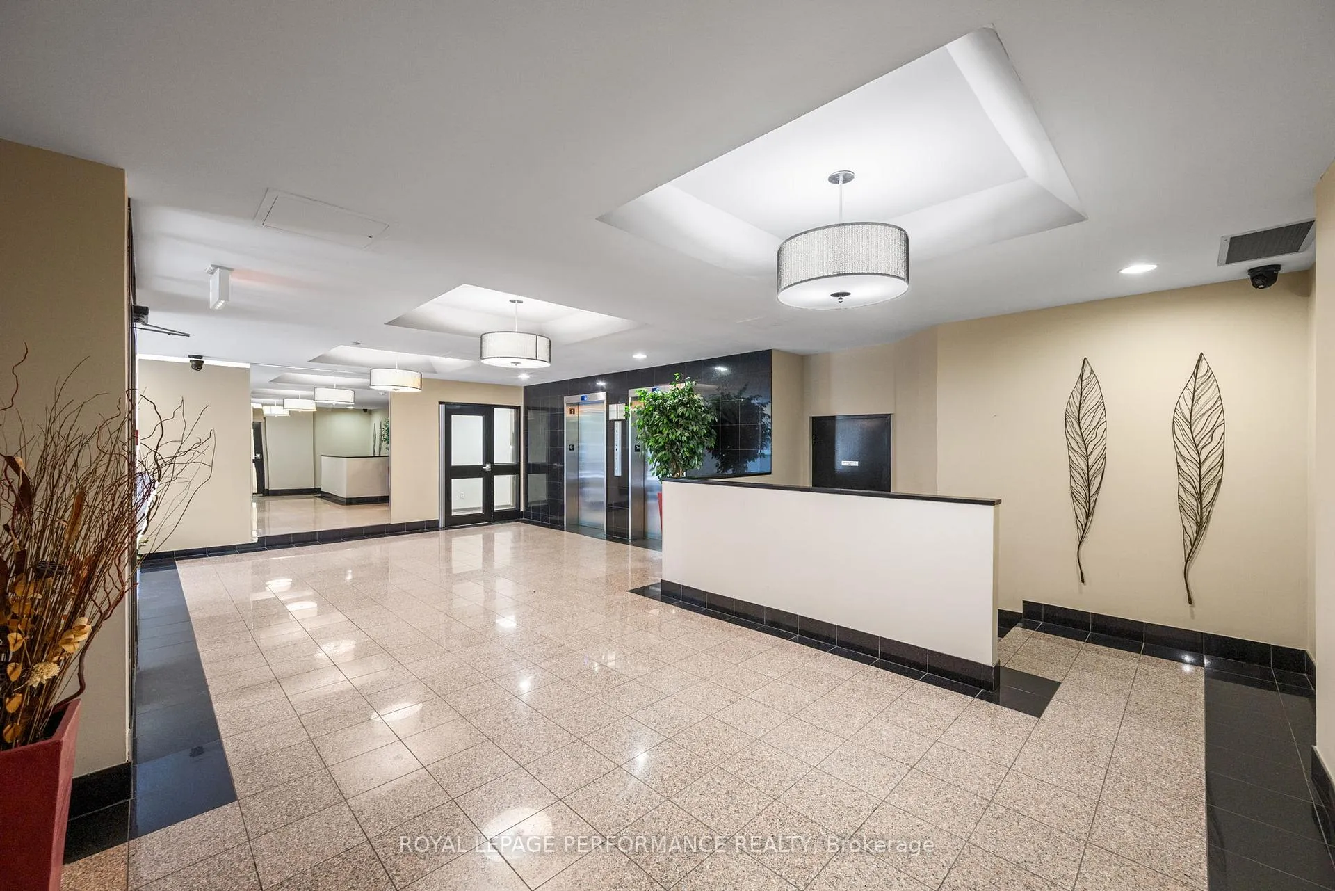Photo 6 of Unit 501, 110 Forward Ave, Ottawa, Mechanicsville — HOMEH