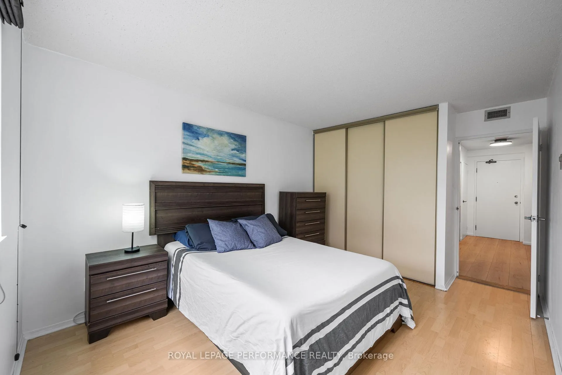 Photo 11 of Unit 501, 110 Forward Ave, Ottawa, Mechanicsville — HOMEH