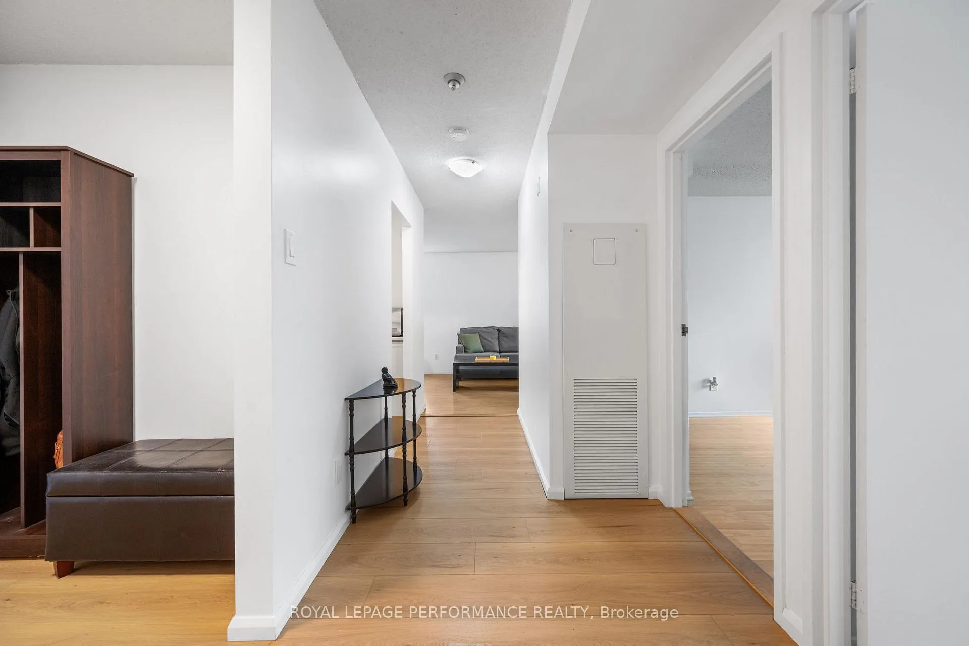 Photo 13 of Unit 501, 110 Forward Ave, Ottawa, Mechanicsville — HOMEH