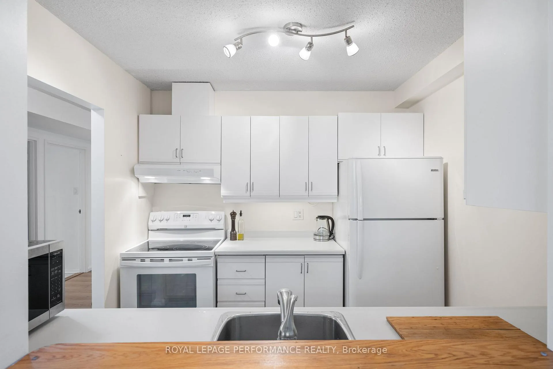 Photo 20 of Unit 501, 110 Forward Ave, Ottawa, Mechanicsville — HOMEH