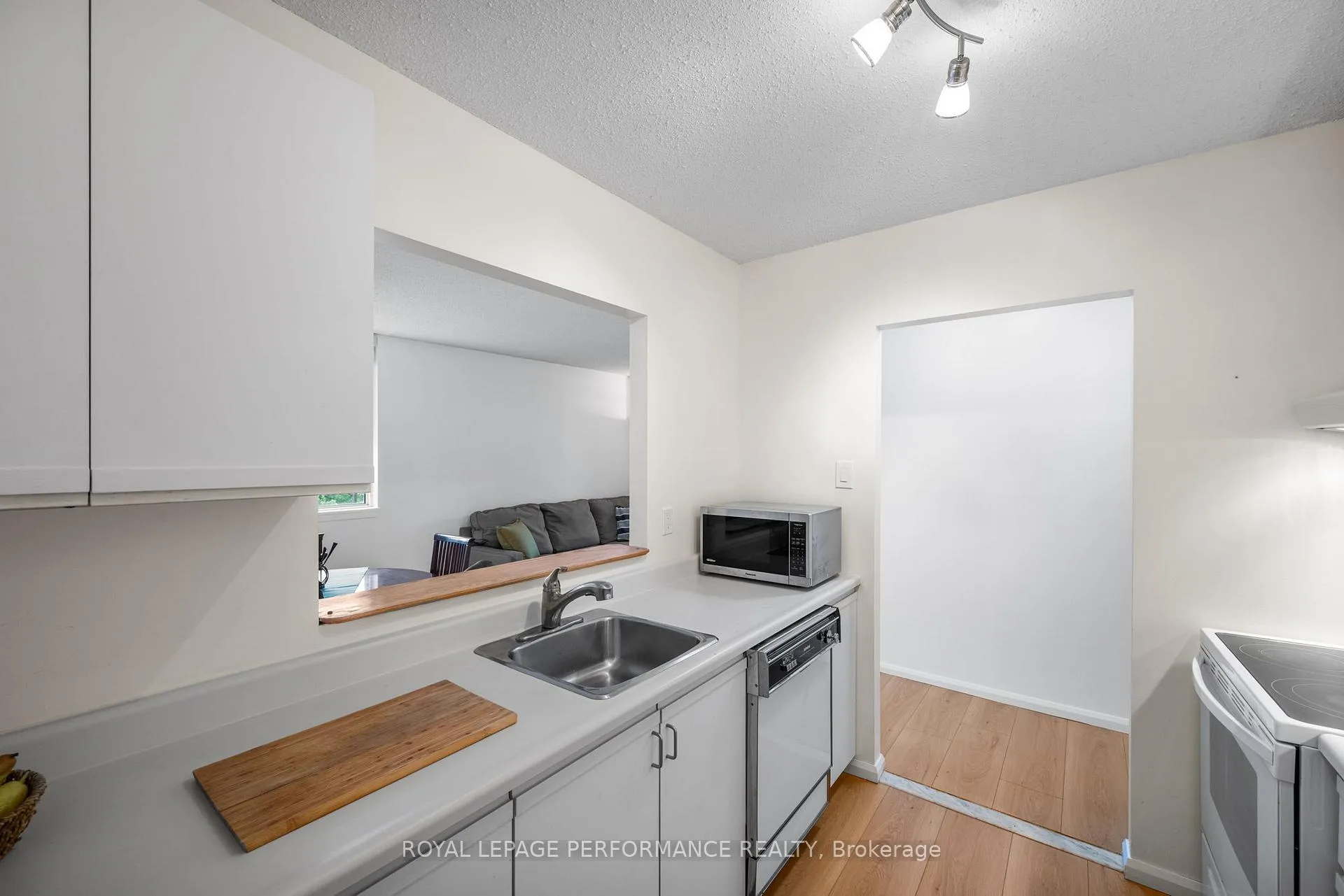 Photo 21 of Unit 501, 110 Forward Ave, Ottawa, Mechanicsville — HOMEH