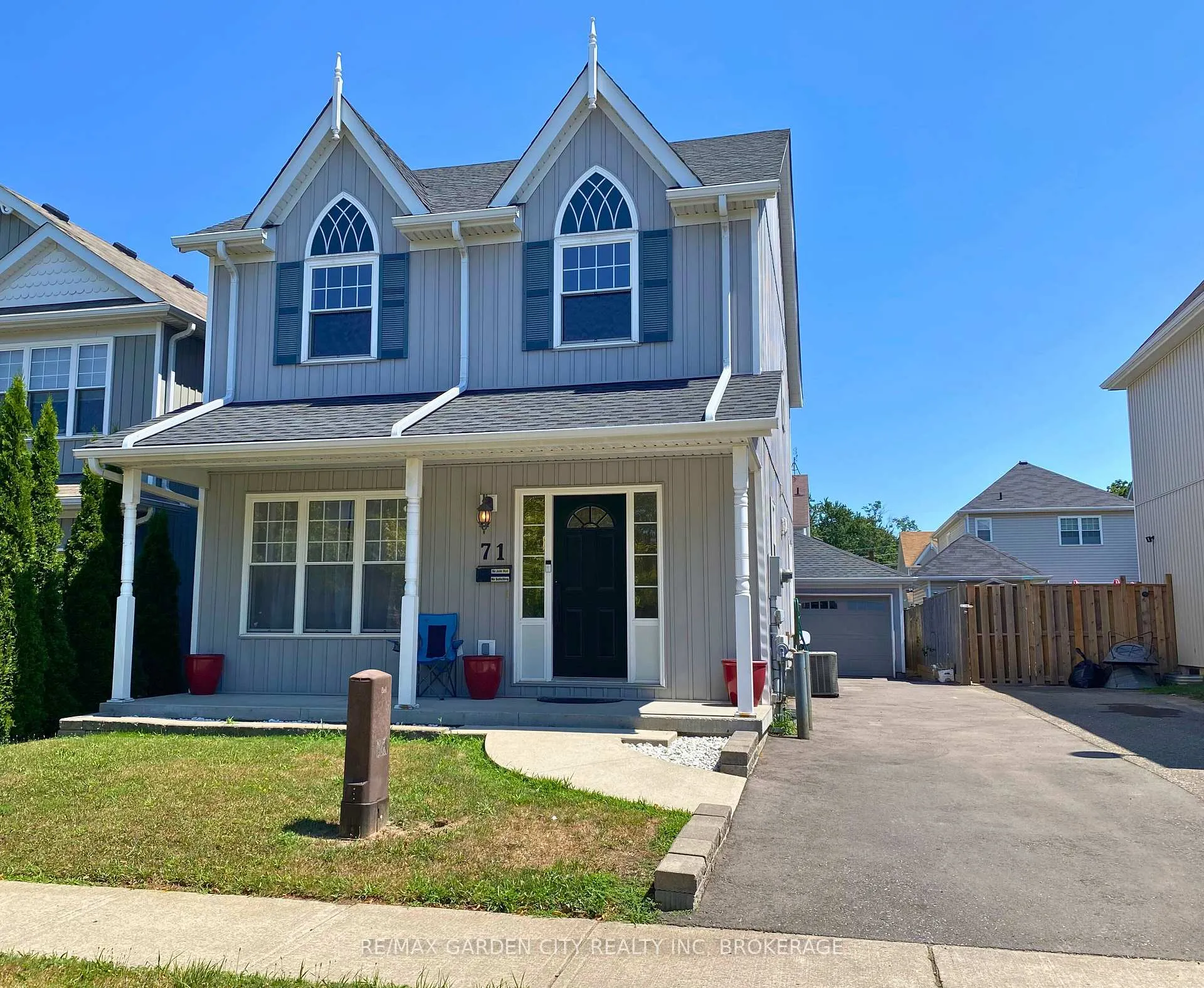 Photo 1 of 71 Chicory Crescent, St. Catharines, Haig — HOMEH