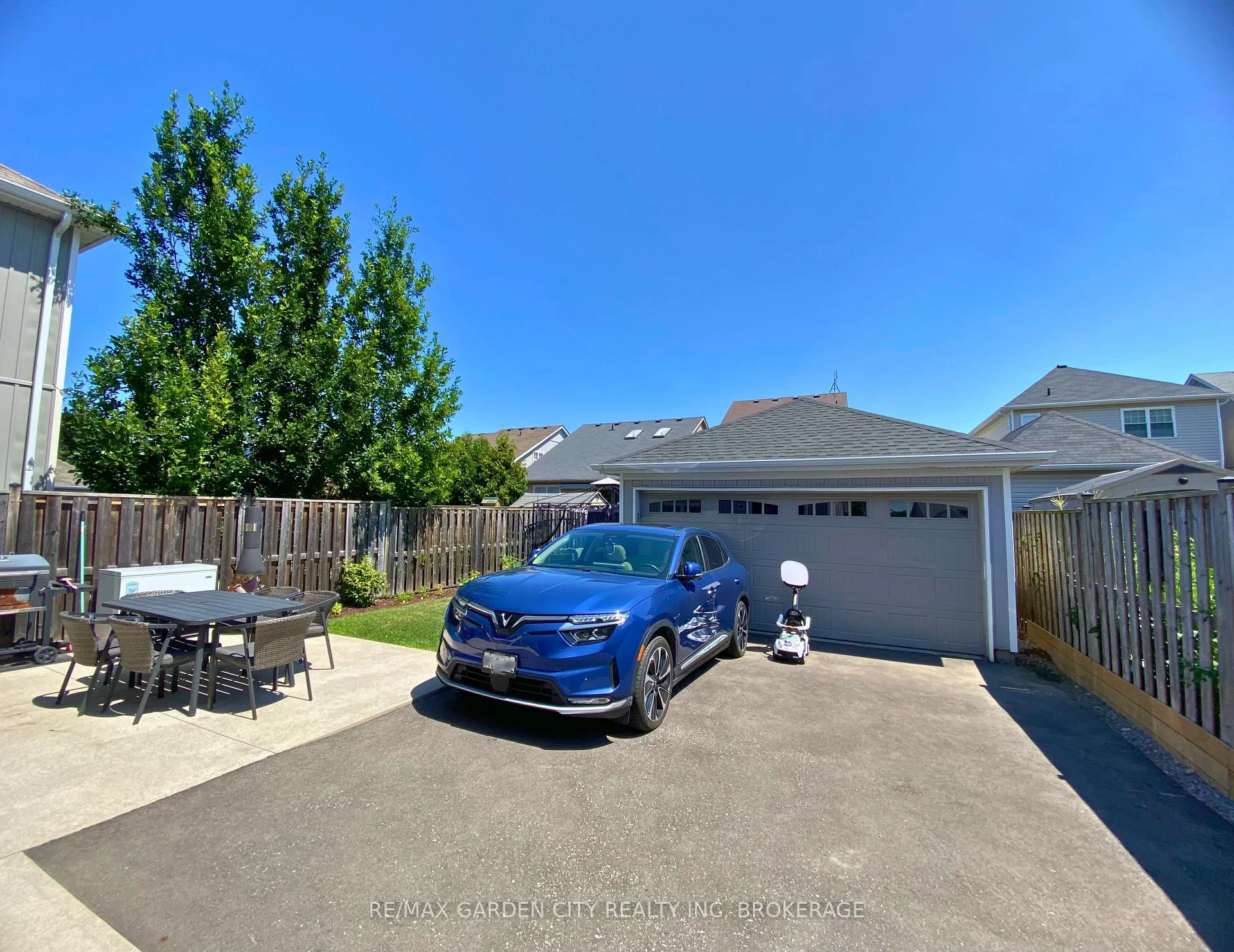 Photo 26 of 71 Chicory Crescent, St. Catharines, Haig — HOMEH